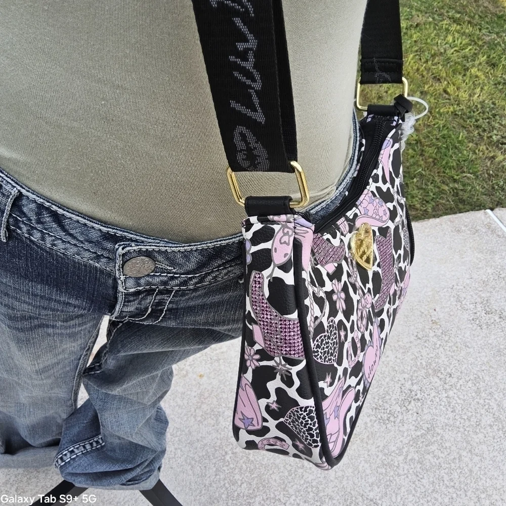 BETSEY JOHNSON LUV BETSEY BLACK/MULTI COLOR CROSSBODY w/WEB STRAP n POUCH